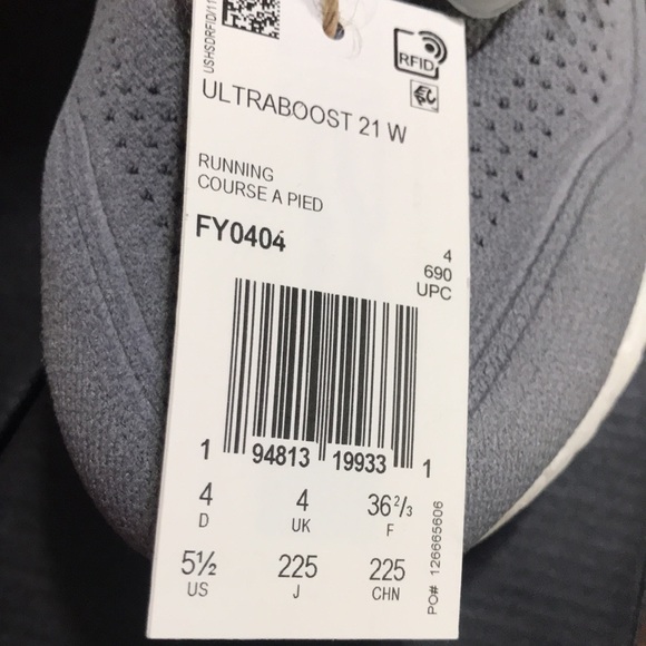 NEW Addias Ultraboost 21 W 5.5 Youth 7 women  Primeblue Running shoe BNiB - Picture 3 of 11